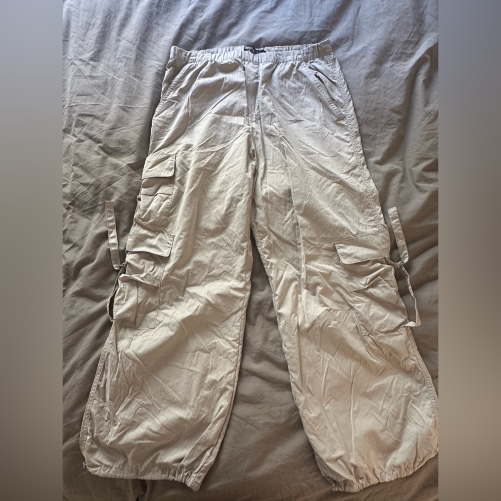 Women’s Zara Casual Cargo Pants
